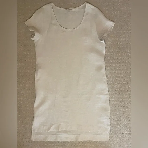 **SOLD**Soft Surroundings, 100% Linen, Relaxed Fit, Short Sleeve Dress, Beige - Picture 4 of 10
